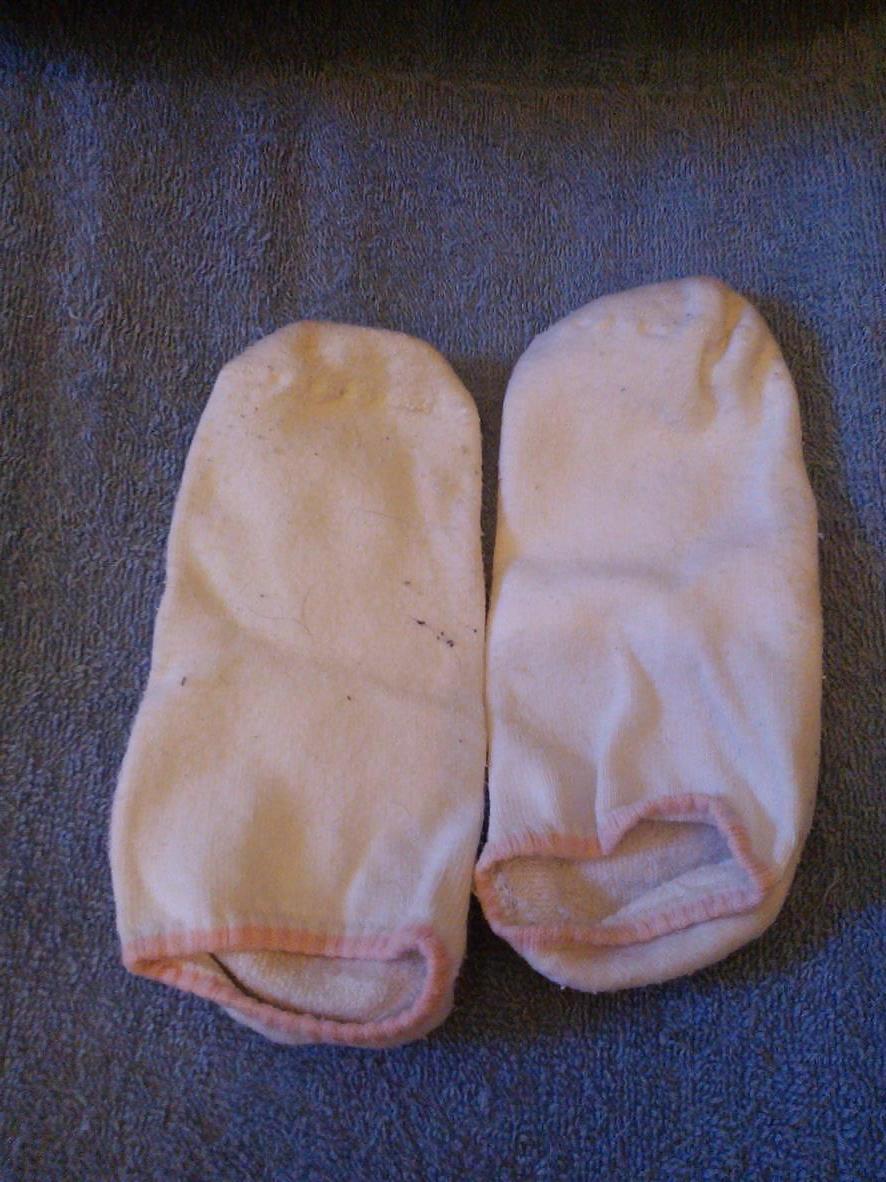 5P Cum on Cousin dirty socks!