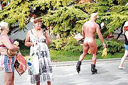 15P Public CFNM of Naked DJ