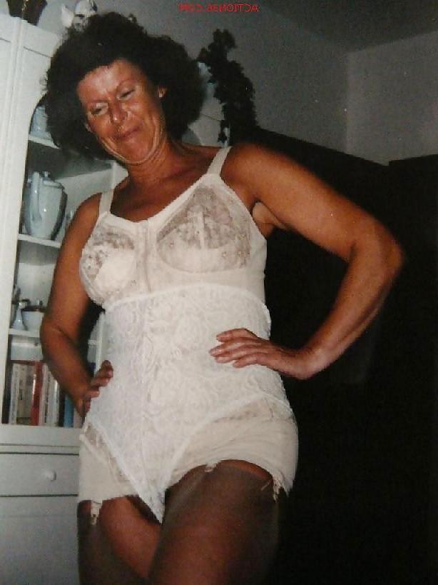 8P Granny girdle