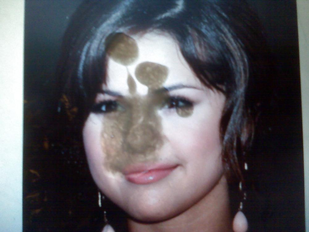 17P Cum on celebs