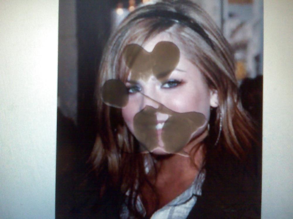 17P Cum on celebs