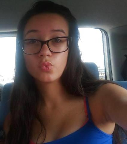 10P Anna - Cute Brunette Tease 