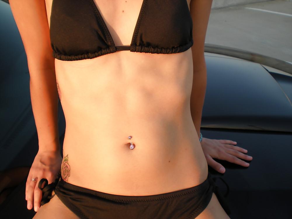 22P Slut me please cum on my pics