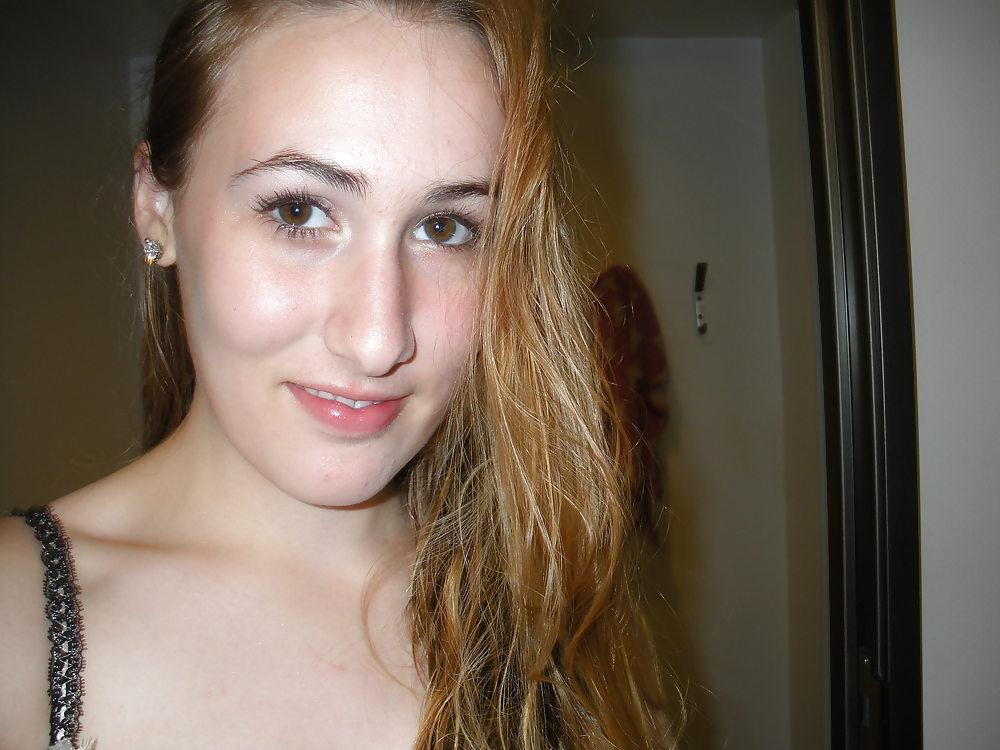 5P Slut ex girlfriend close ups 