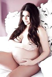 7P Imogen Thomas Pregnant
