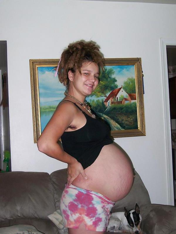 7P Pregnant Hippies