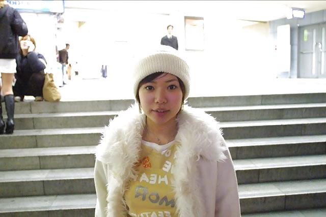 25P Beautiful Japanese Chick!