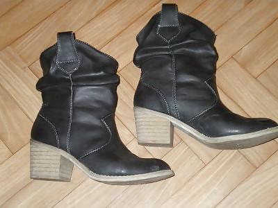 4P Cum on wife boots