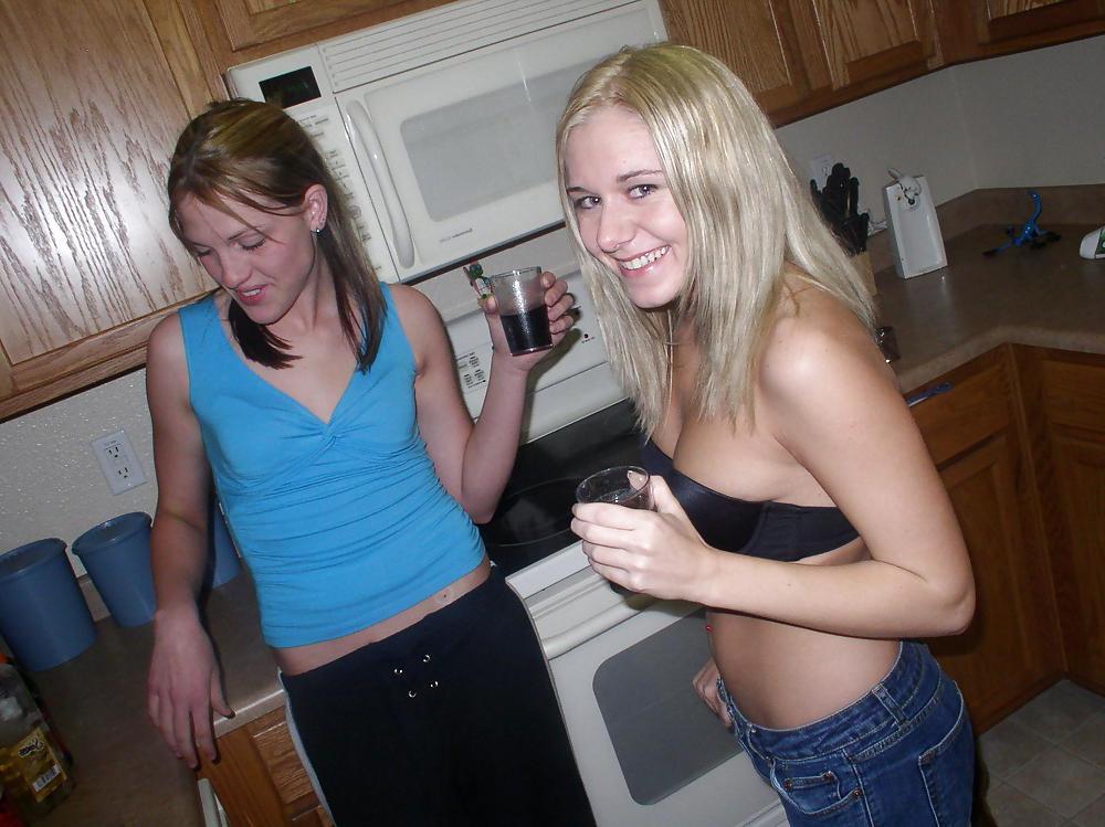 25P Amateur Teen's 47