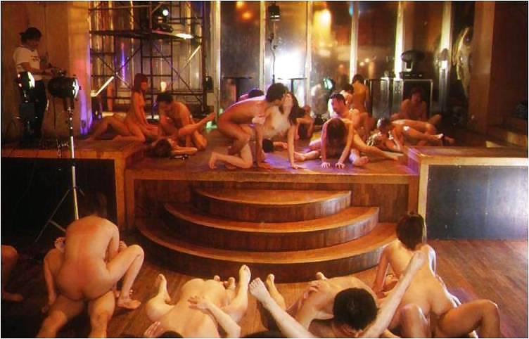 11P Japanische Escort-Schule
