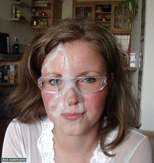 25P Girls in glasses. Some cum on glasses.