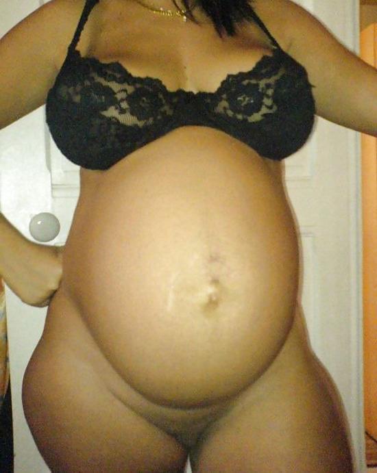 25P Gipsy pregnant Romania