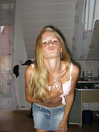 25P Bra Babes 117