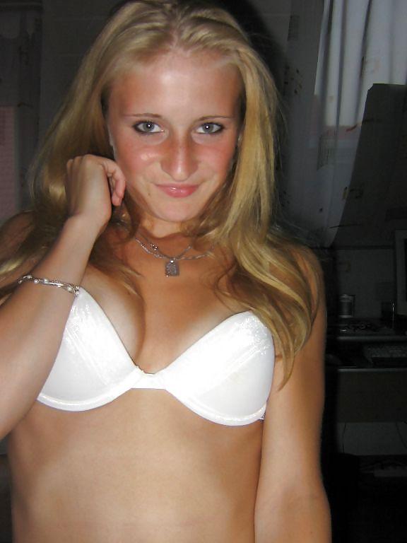 25P Bra Babes 117