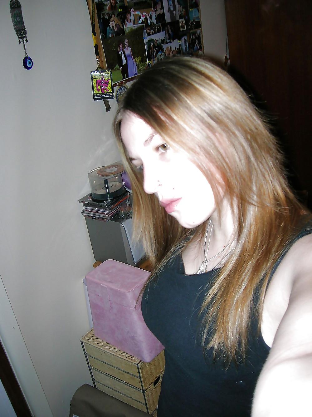 25P Pretty RedHead Amateur