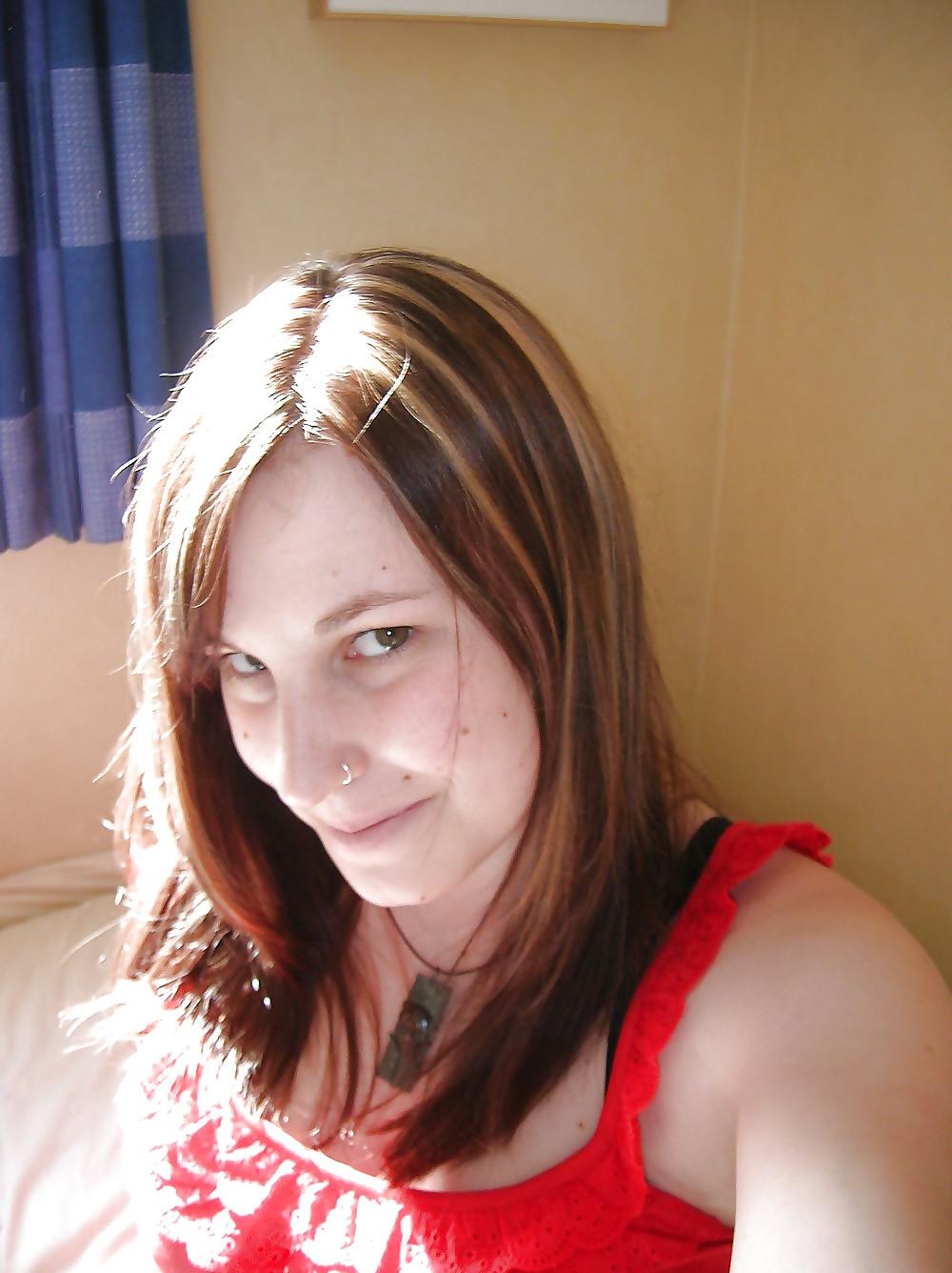 25P Pretty RedHead Amateur
