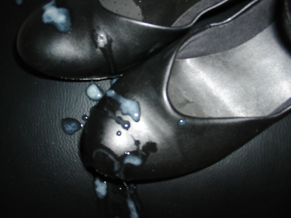 10P Cum on her Dancing Shoes