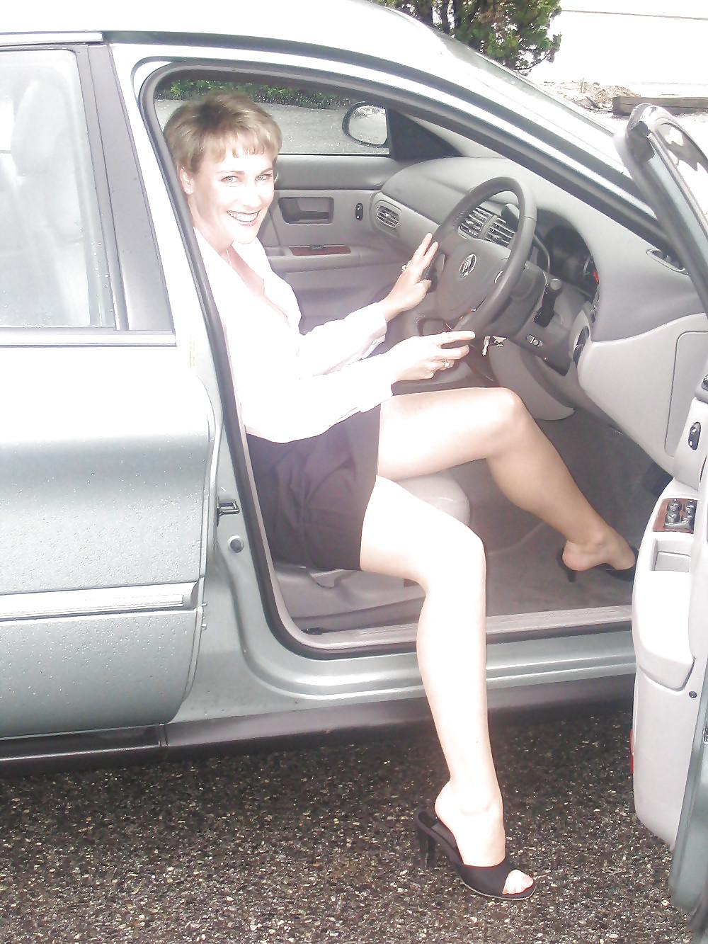 25P What your mom wears when she wants to get fucked 6