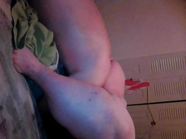 13P Ssbbw of 500 pounds of face sitting