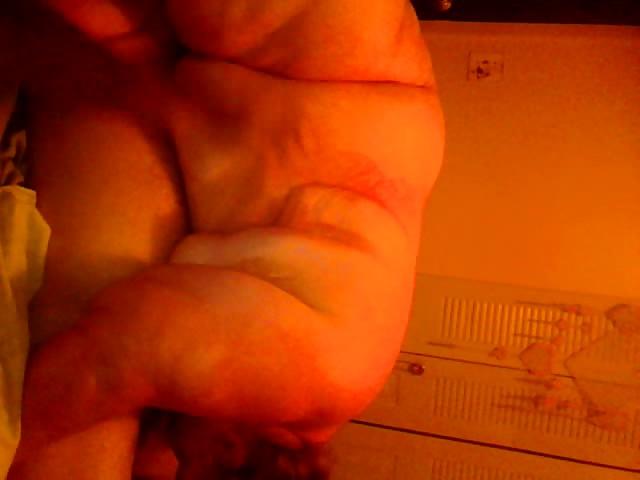 13P Ssbbw of 500 pounds of face sitting