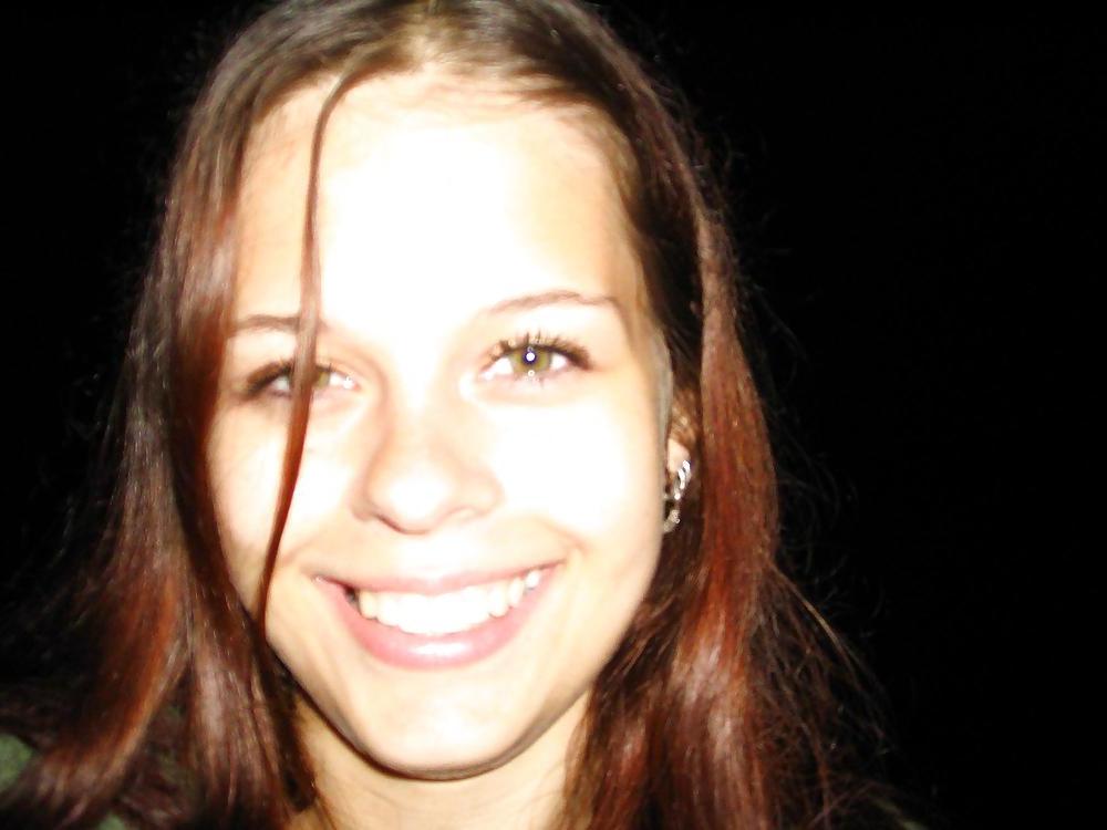 25P Pretty Amateur Brunette 34