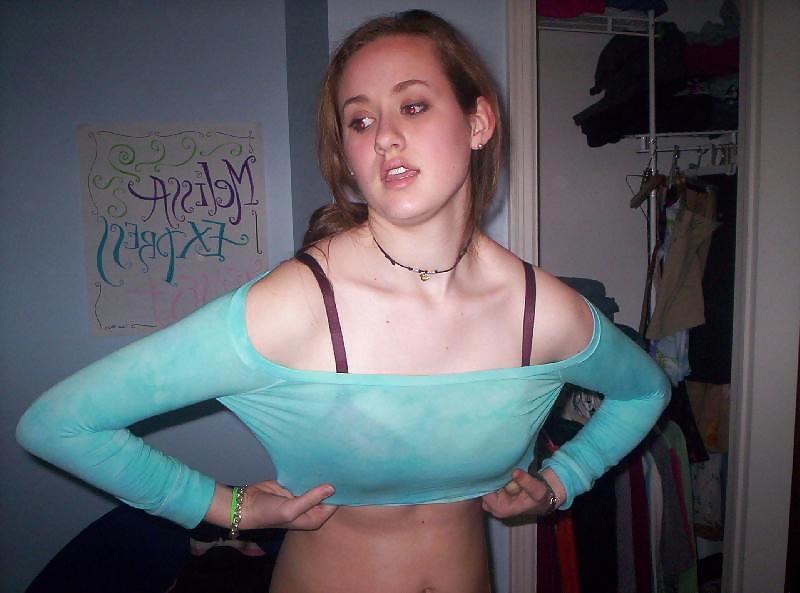 25P Bra Babes 110