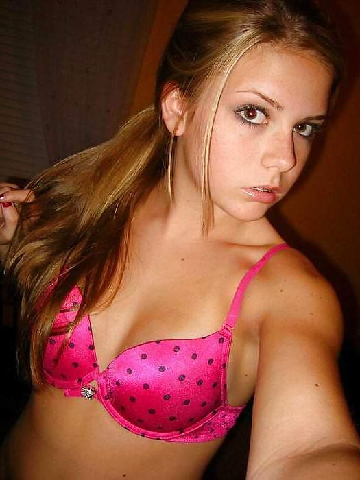 25P Bra Babes 133