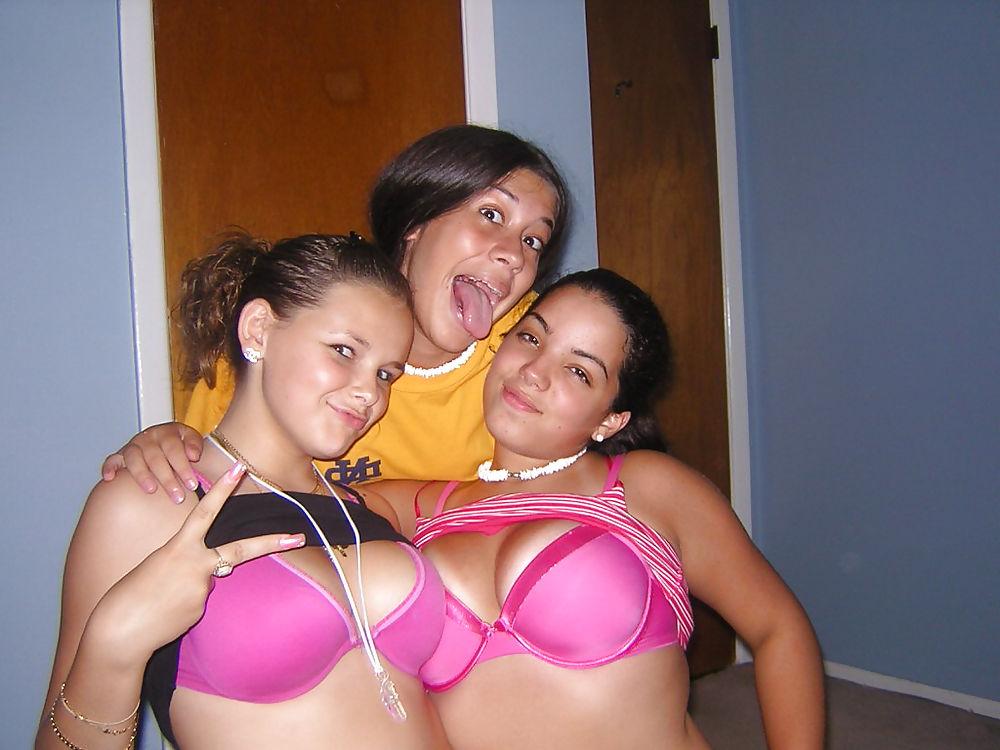 25P Bra Babes 134