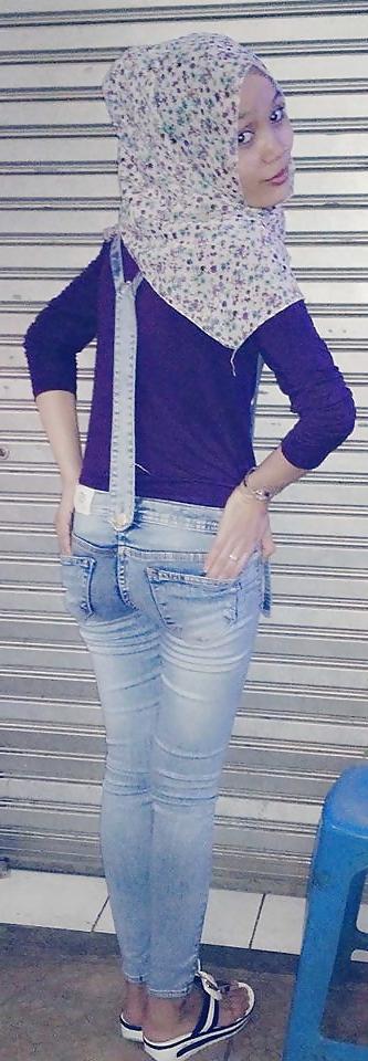 25P Latina-Facebook