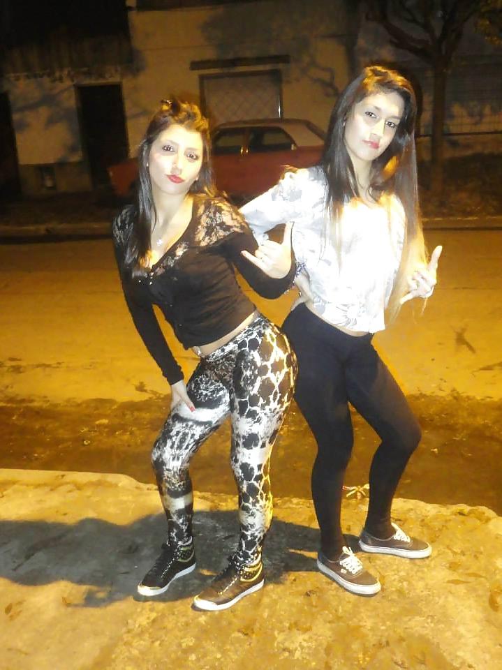 25P Latina-Facebook