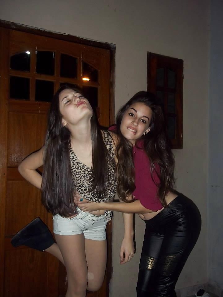 25P Latina-Facebook