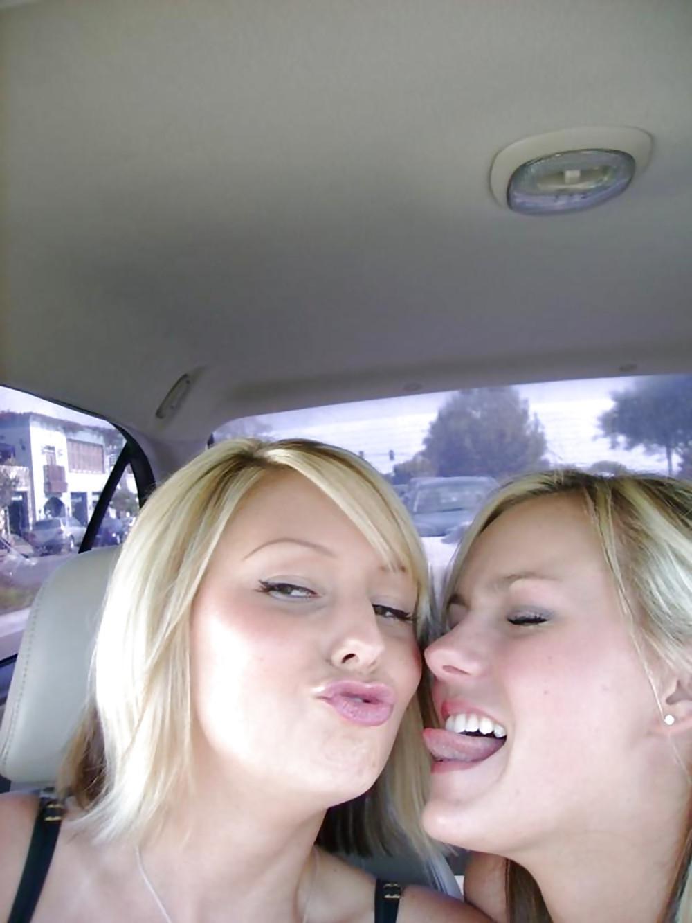23P Pretty Amateur Typhanie 2