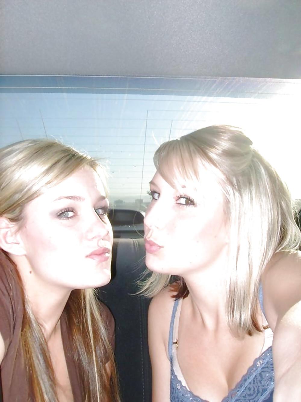 23P Pretty Amateur Typhanie 2