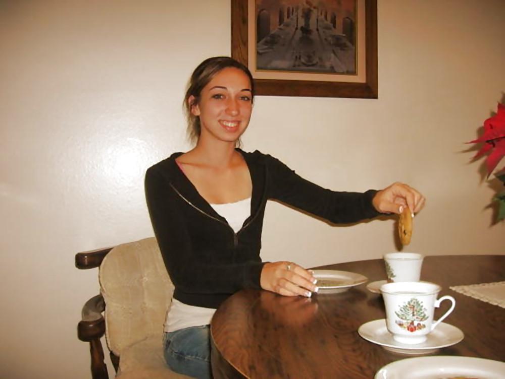 23P Pretty Amateur Typhanie 2