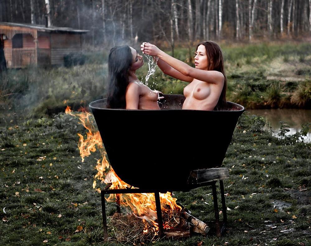 25P Pretty Naked Women 62