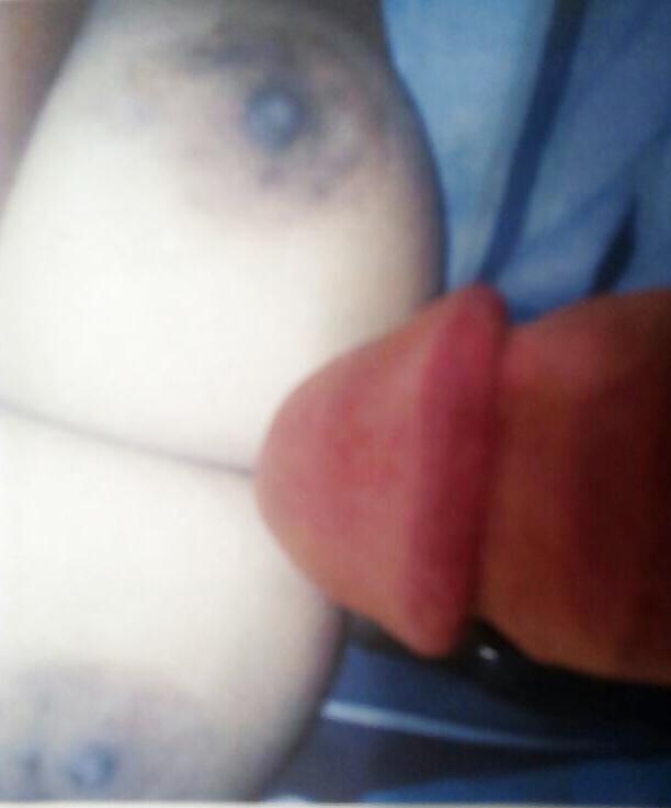 8P Cum on 12345andbi wifes nice tits