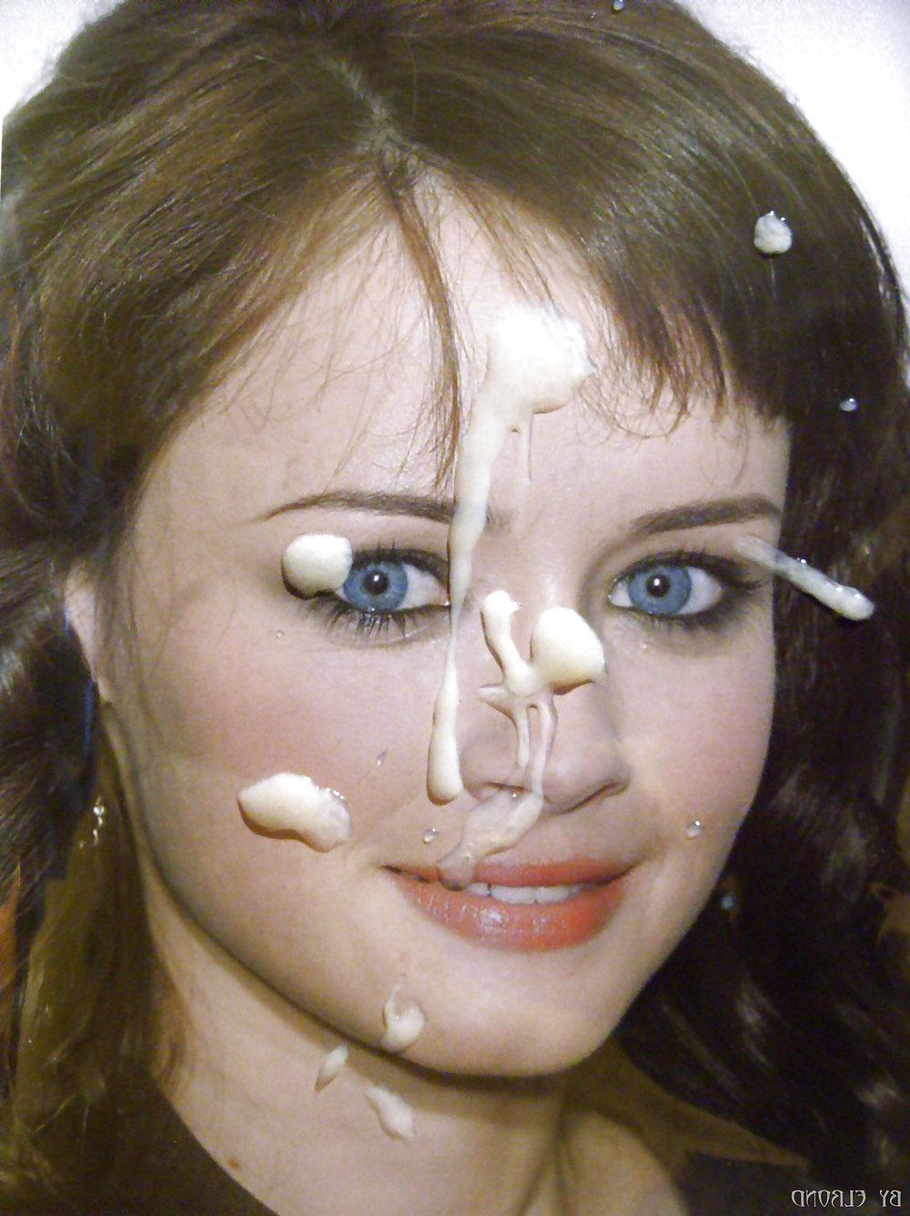 25P Cum on Alexis Bledel