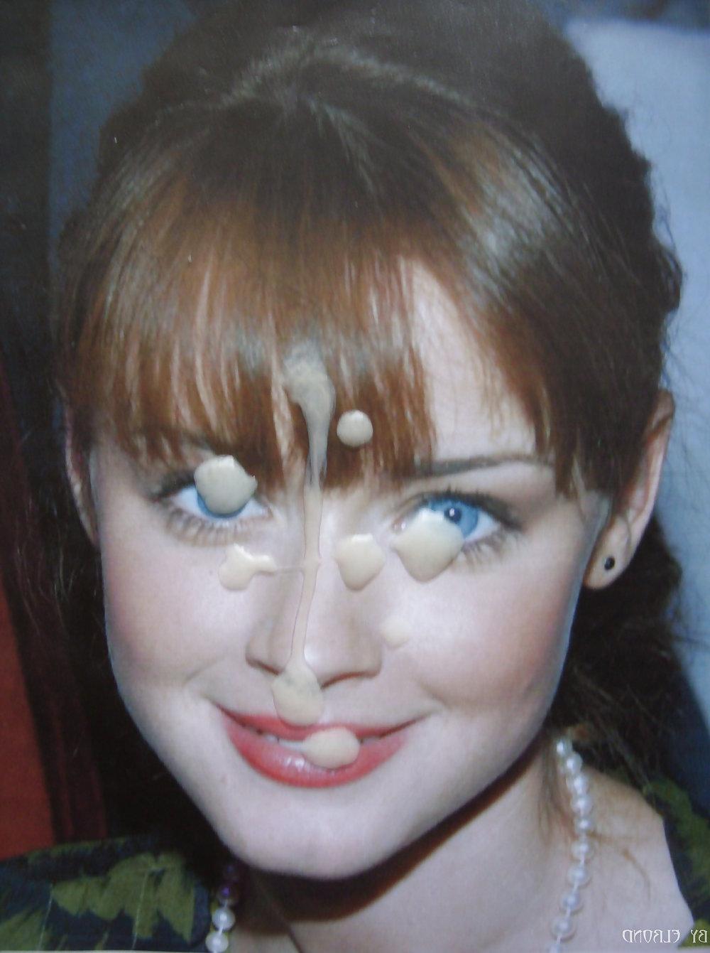 25P Cum on Alexis Bledel