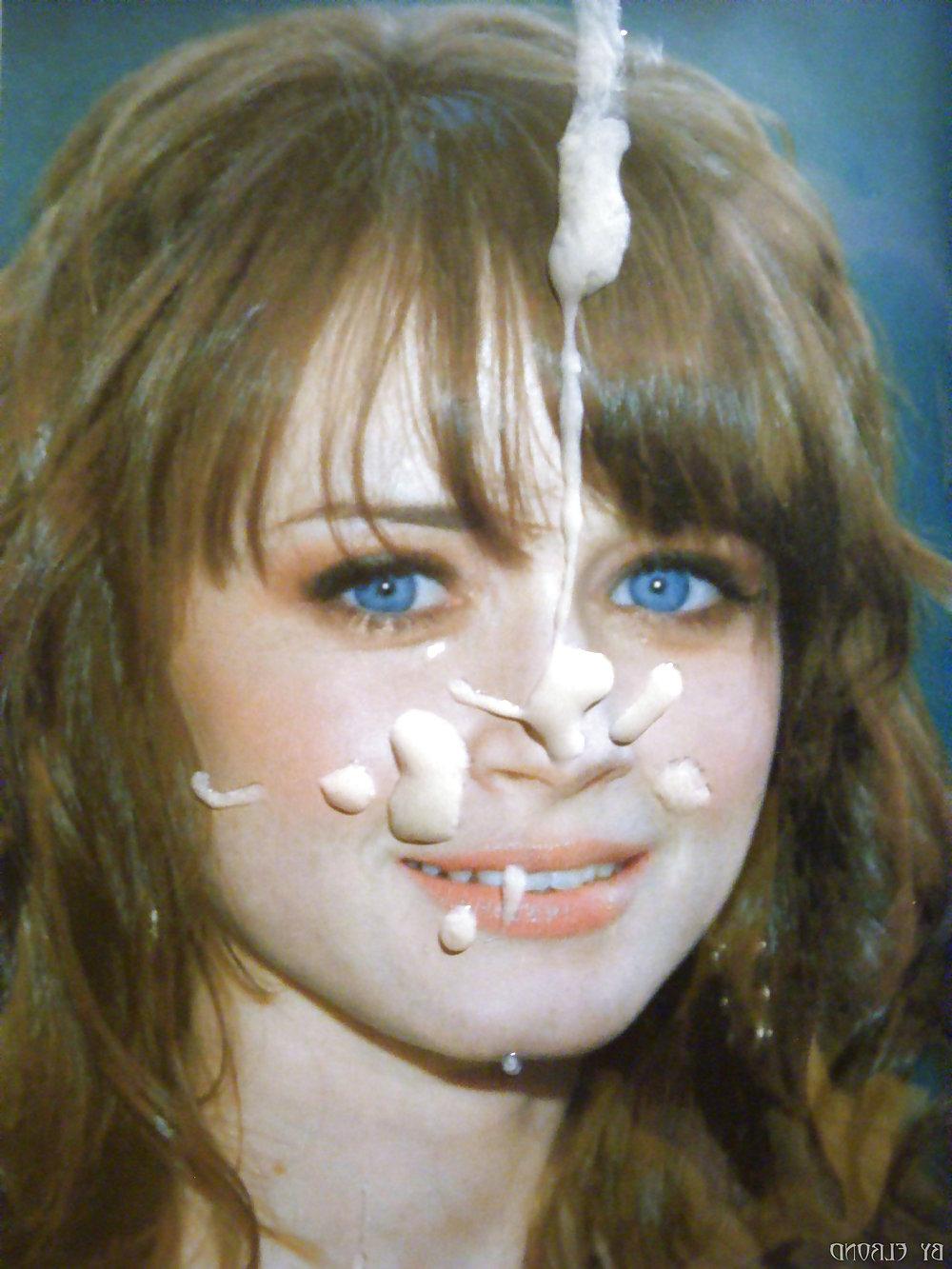 25P Cum on Alexis Bledel