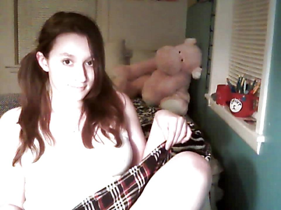 25P Pretty Amateur Brunette 14