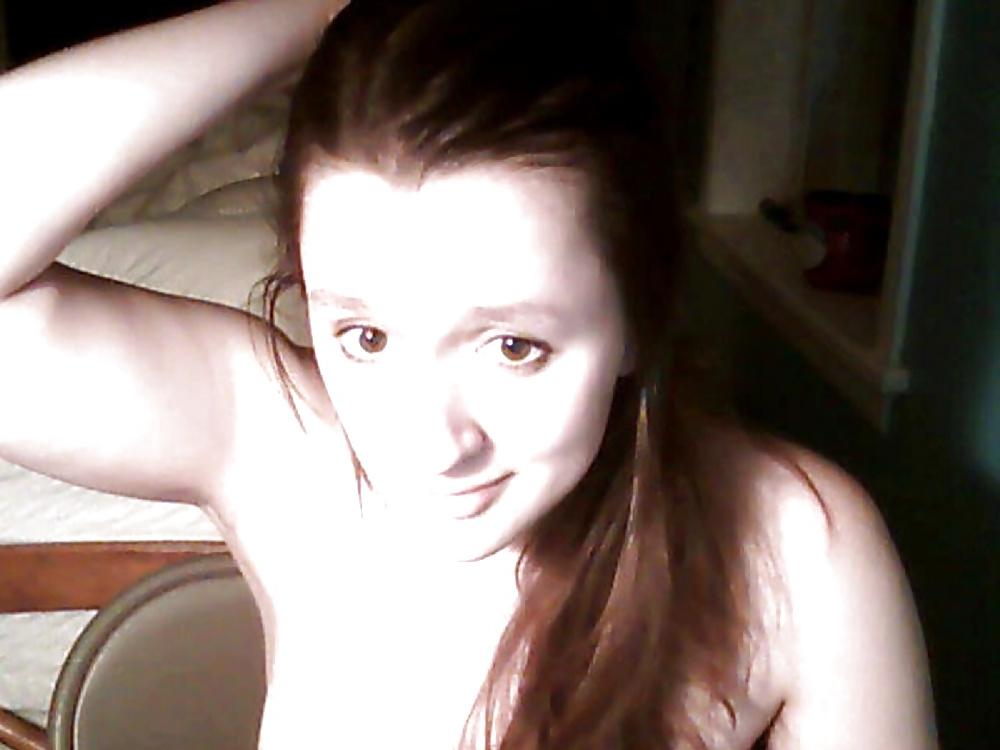 25P Pretty Amateur Brunette 14