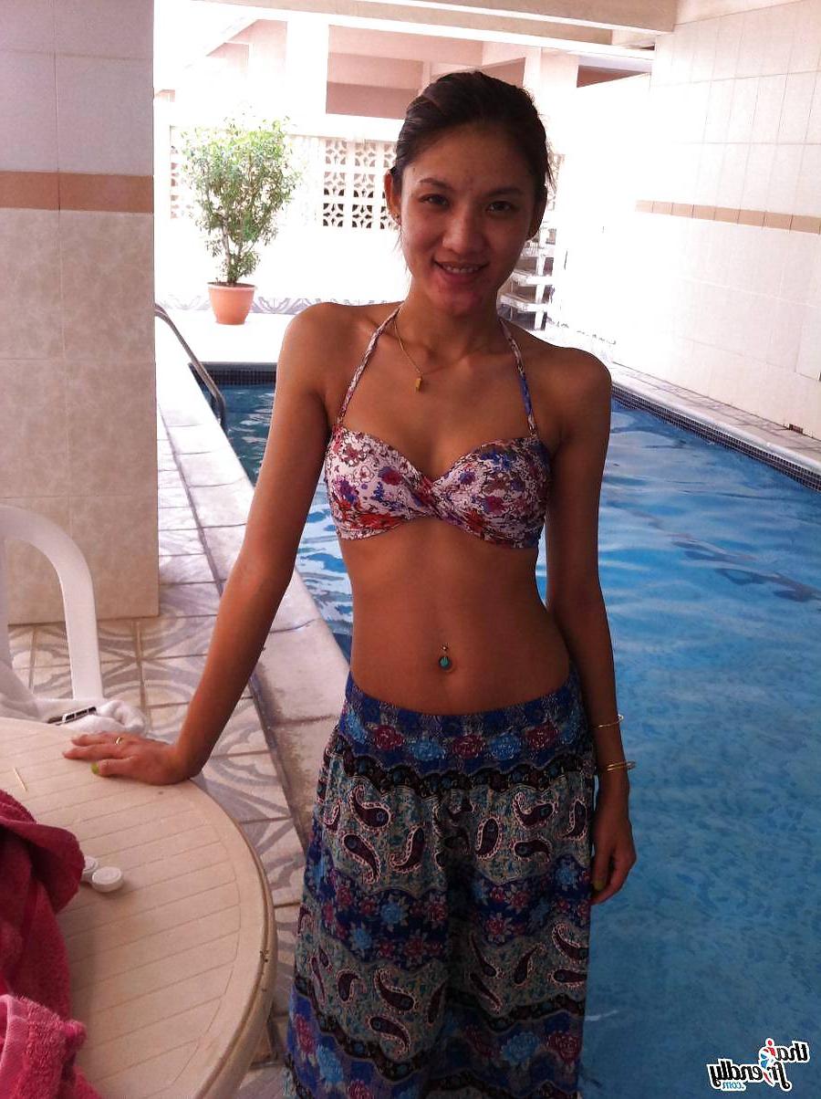 22P More hot Thai girls for YOU to meet (2)