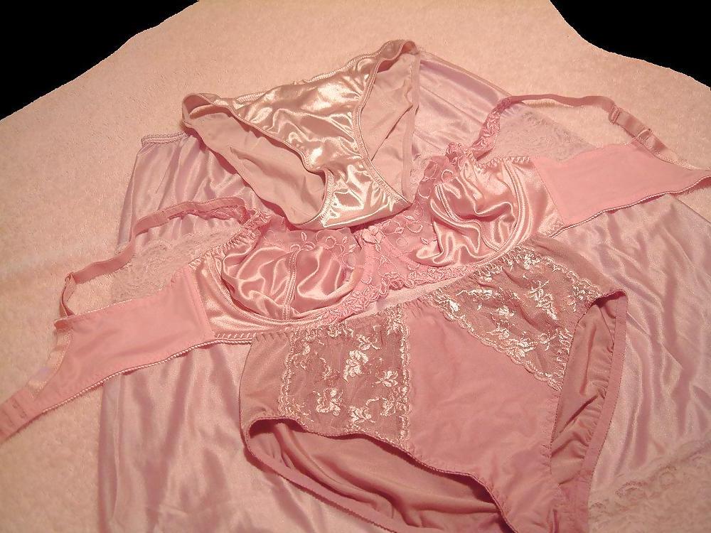 24P Pink Panty & Bra Cum 1