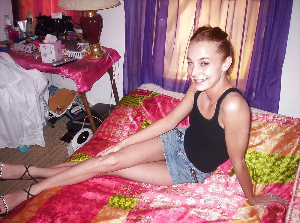 18P Jean Skirt Facial