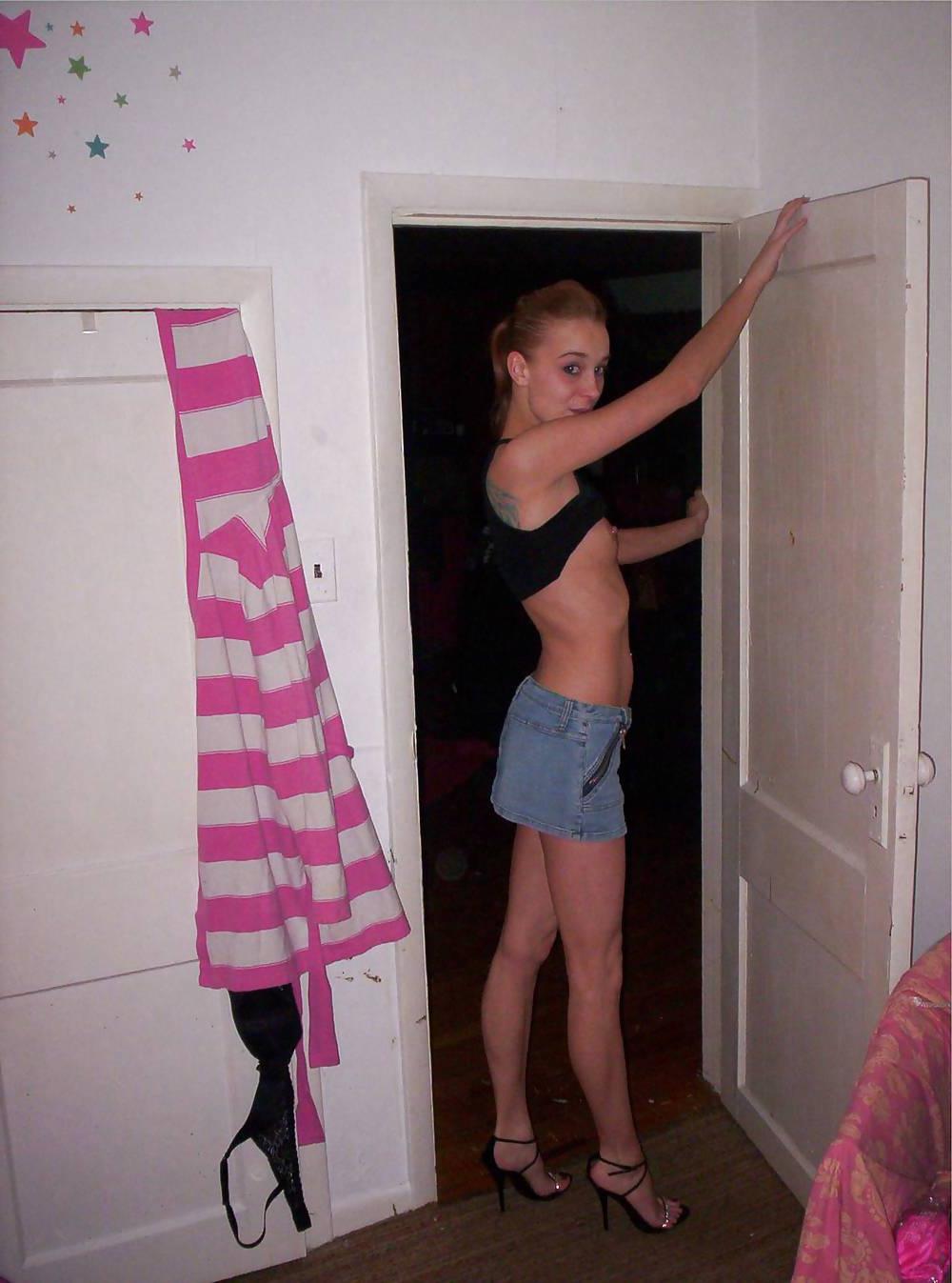 18P Jean Skirt Facial