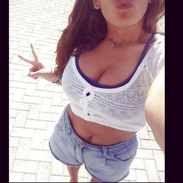 4P First gallery! Looking for cum on my pics!