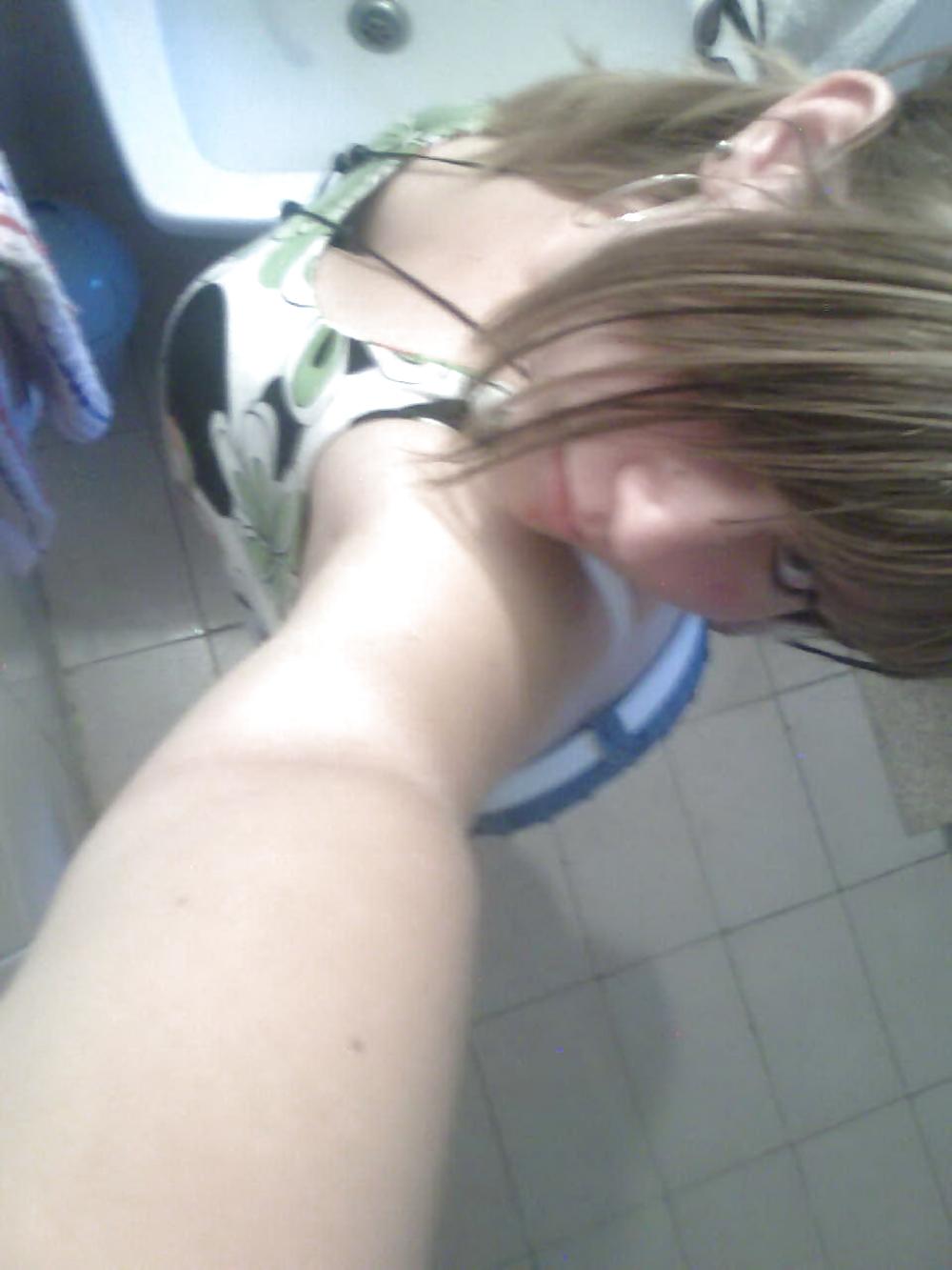 16P Pretty Amateur Blonde 20