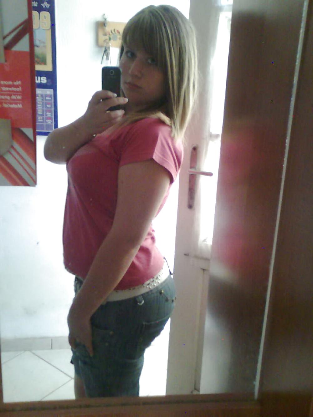 16P Pretty Amateur Blonde 20