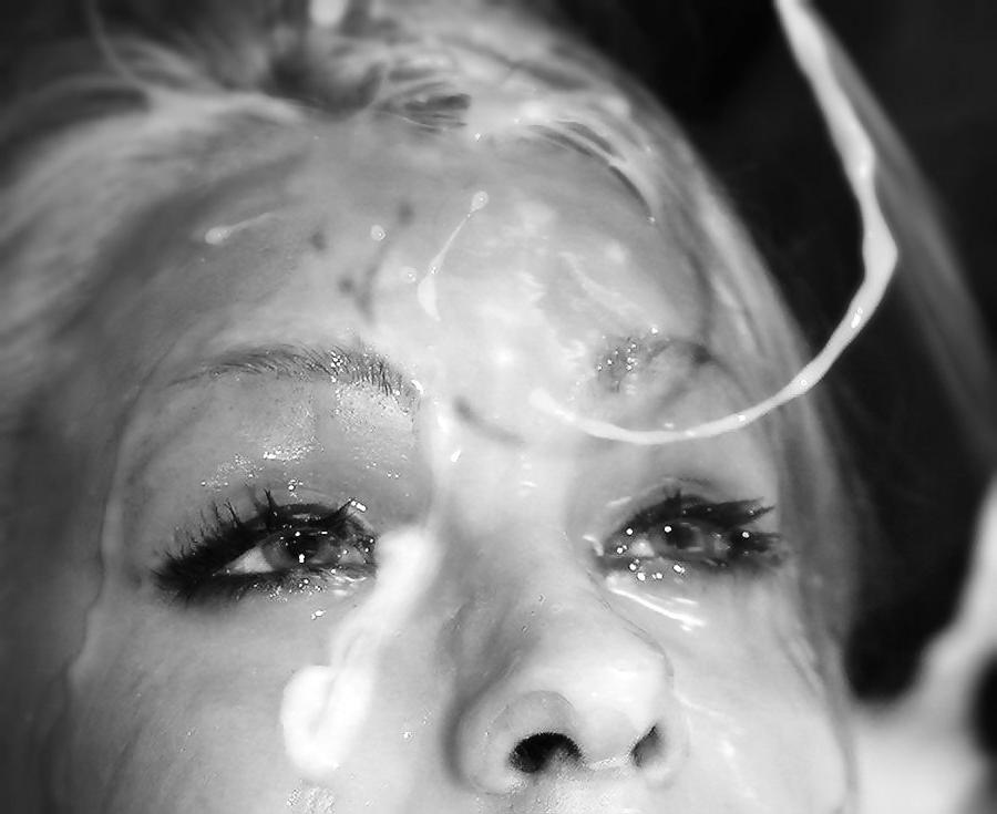 25P Cum. Black and white...