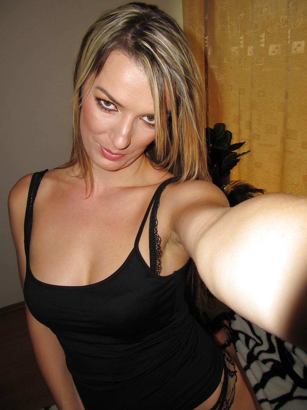 25P Super-duper MILF! #11